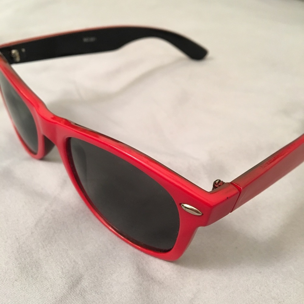 Red Retro Sunglasses